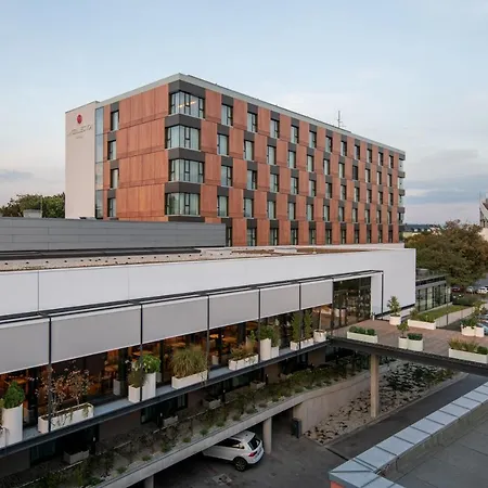 Hotel Nh Collection Congress 4*