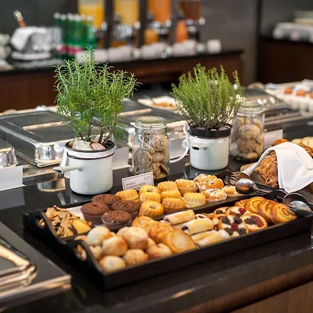 Hotel Nh Collection Congress 4*