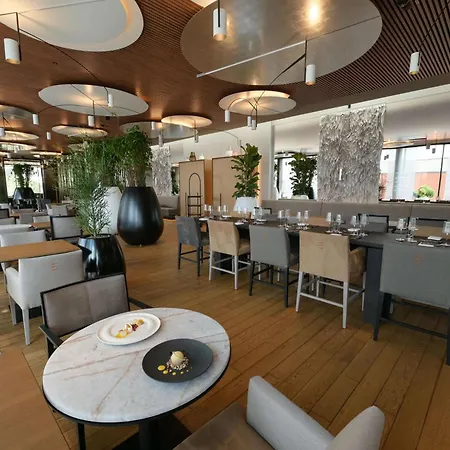 Nh Collection Congress Отель 4*