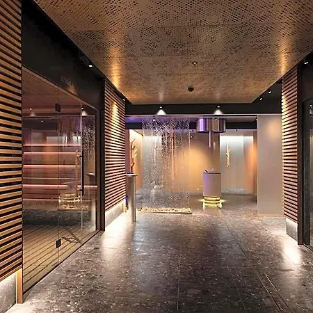 Hotel Nh Collection Congress 4*